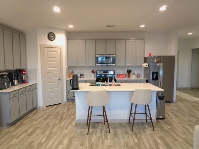 6823 Dell Vista Drive, Rosenberg, TX 77469