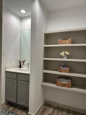 6823 Dell Vista Drive, Rosenberg, TX 77469