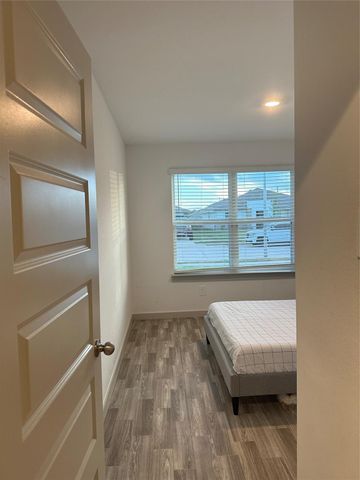 6823 Dell Vista Drive, Rosenberg, TX 77469