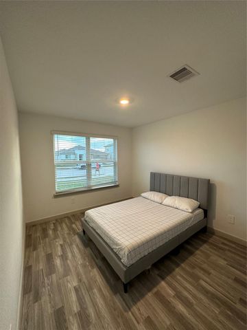 6823 Dell Vista Drive, Rosenberg, TX 77469