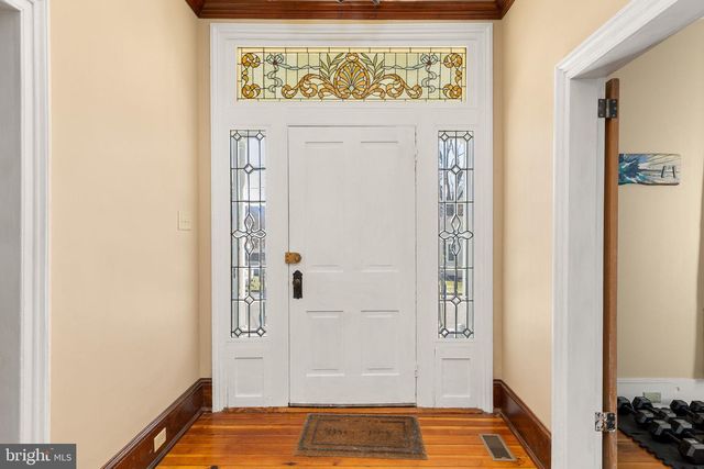 316 S MUHLENBERG ST, Woodstock, VA 22664