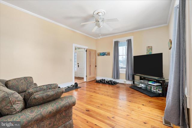 316 S MUHLENBERG ST, Woodstock, VA 22664