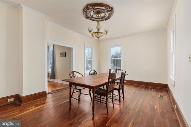 316 S MUHLENBERG ST, Woodstock, VA 22664