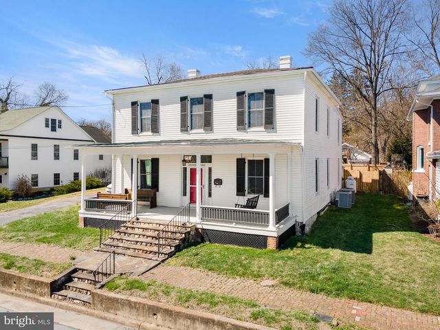 316 S MUHLENBERG ST, Woodstock, VA 22664
