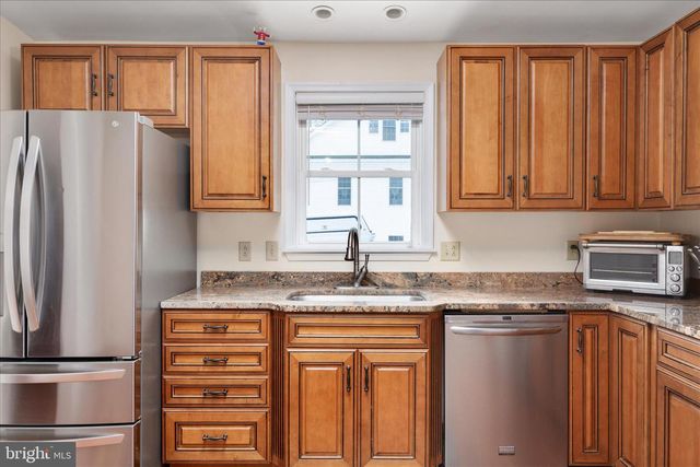 316 S MUHLENBERG ST, Woodstock, VA 22664