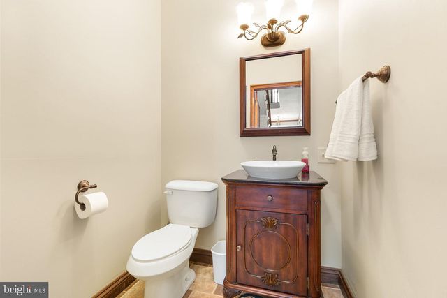 316 S MUHLENBERG ST, Woodstock, VA 22664