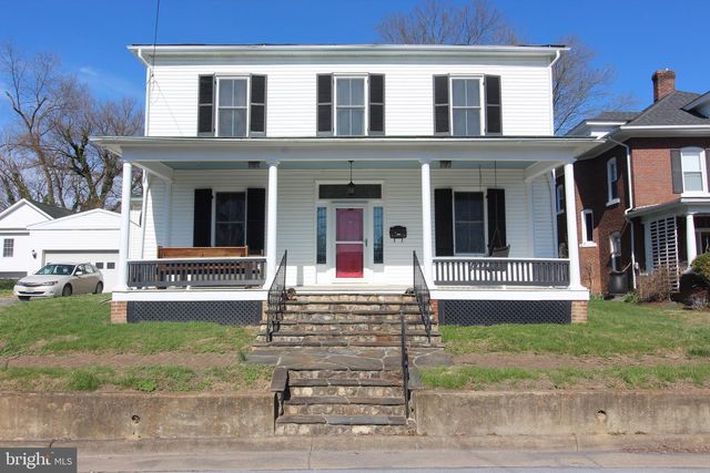 316 S MUHLENBERG ST, Woodstock, VA 22664