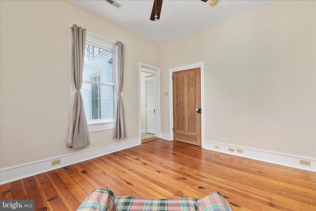 316 S MUHLENBERG ST, Woodstock, VA 22664