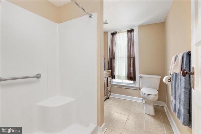 316 S MUHLENBERG ST, Woodstock, VA 22664