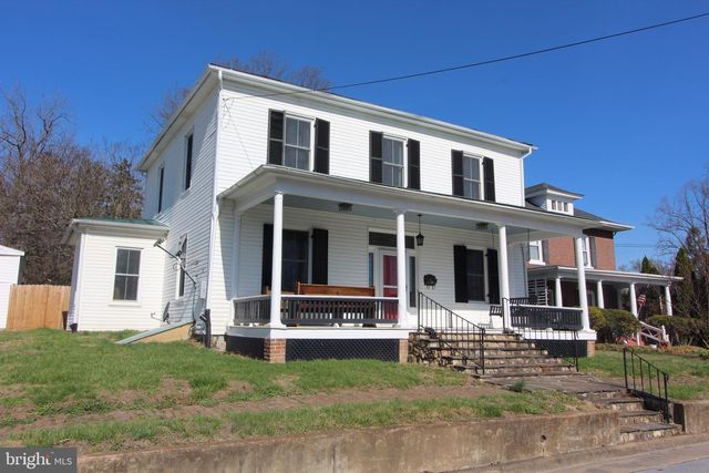 316 S MUHLENBERG ST, Woodstock, VA 22664