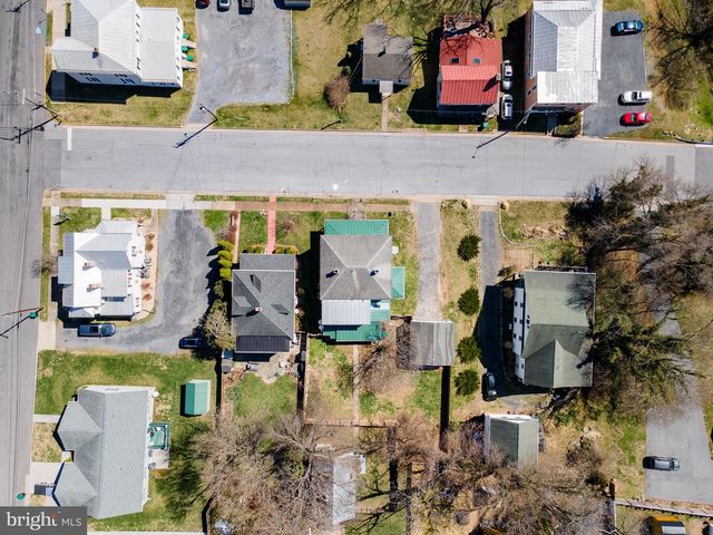 316 S MUHLENBERG ST, Woodstock, VA 22664