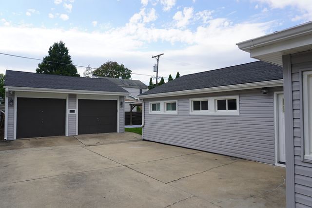 5320 S Madison Avenue, Countryside, IL 60525
