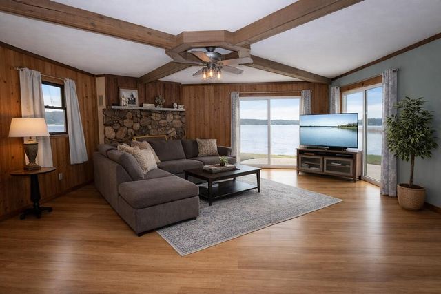 7715 N Spruce Lane, New Carlisle, IN 46552