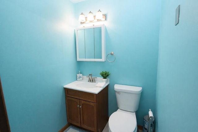 7715 N Spruce Lane, New Carlisle, IN 46552