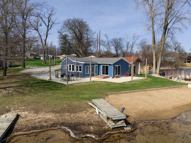 7715 N Spruce Lane, New Carlisle, IN 46552