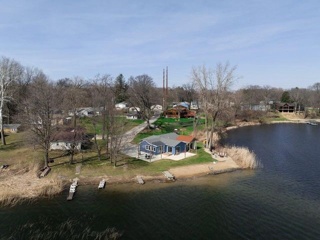 7715 N Spruce Lane, New Carlisle, IN 46552