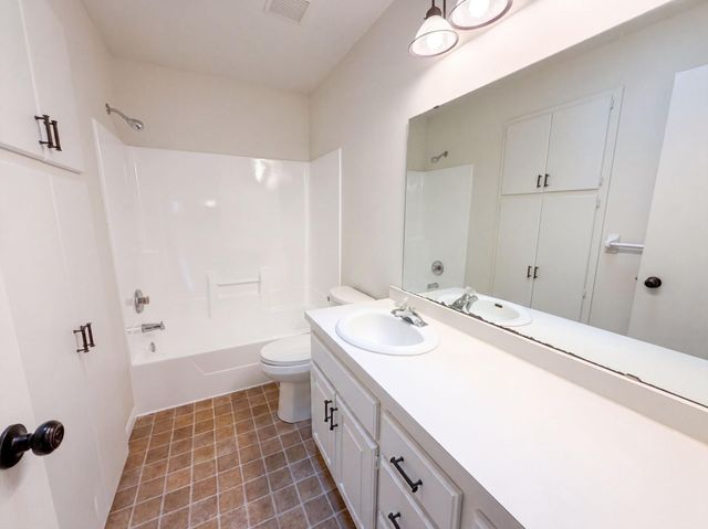 3338 139th Avenue NW, Andover, MN 55304