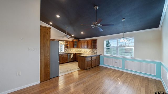 833 Vz County Road 4413, Ben Wheeler, TX 75754