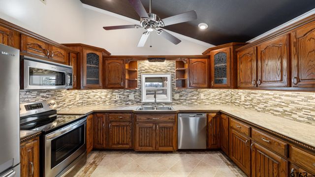 833 Vz County Road 4413, Ben Wheeler, TX 75754