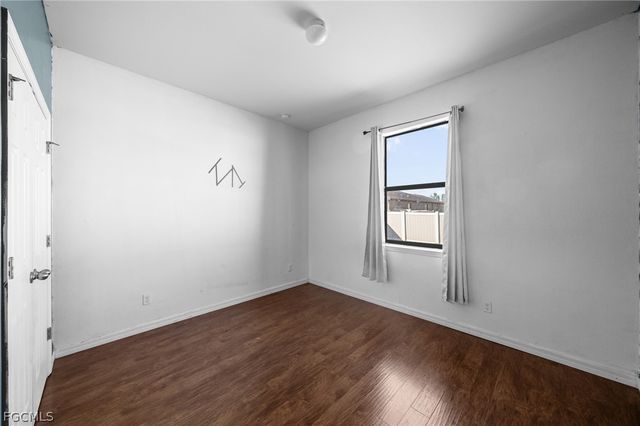 2210 SW 19th AVE, Cape Coral, FL 33991