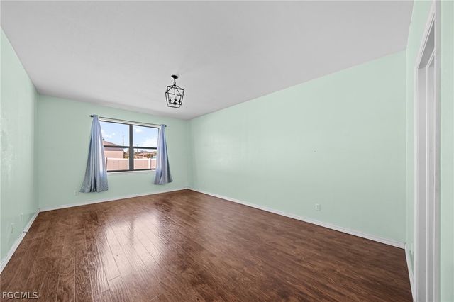 2210 SW 19th AVE, Cape Coral, FL 33991