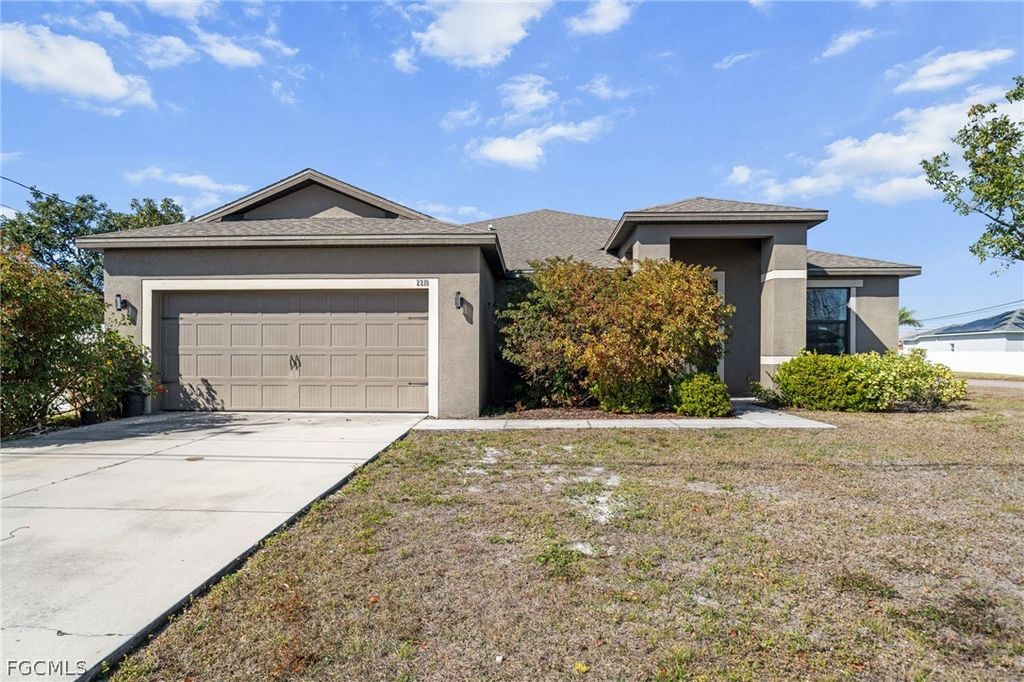 2210 SW 19th AVE, Cape Coral, FL 33991