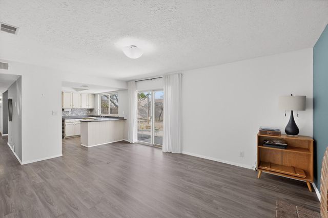 10715 Kielich Avenue NE, Albuquerque, NM 87111