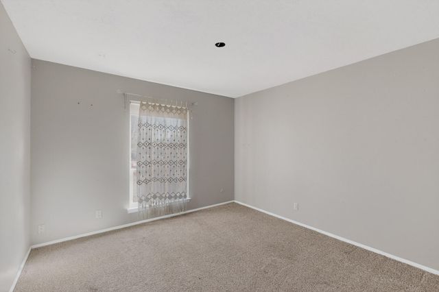 10715 Kielich Avenue NE, Albuquerque, NM 87111