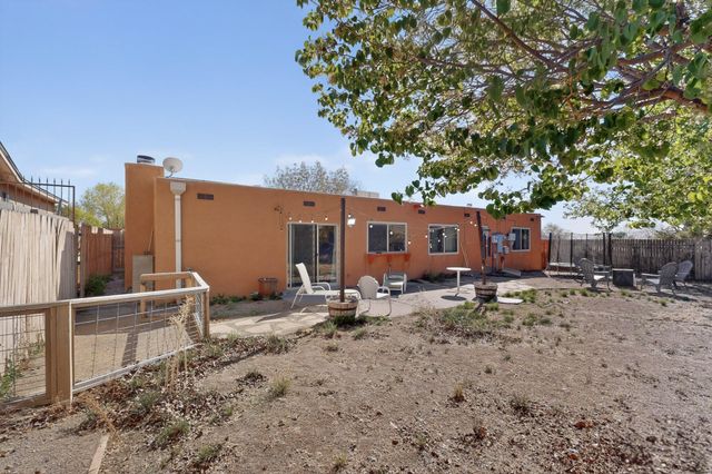 10715 Kielich Avenue NE, Albuquerque, NM 87111