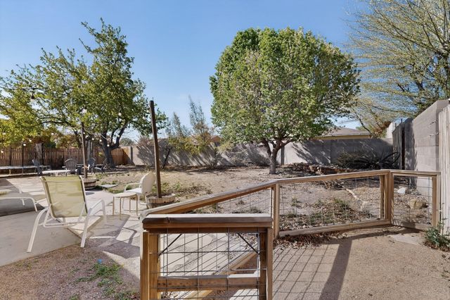 10715 Kielich Avenue NE, Albuquerque, NM 87111