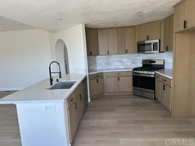 1522 Maxwell Lane, Vista, CA 92084