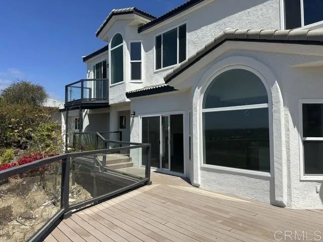1522 Maxwell Lane, Vista, CA 92084