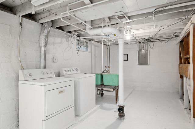 3418 Queen Avenue N, Minneapolis, MN 55412