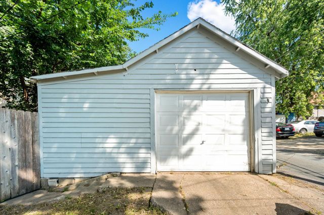 3418 Queen Avenue N, Minneapolis, MN 55412