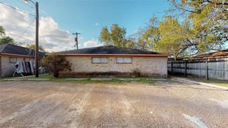 204 Lynn Drive B, Bryan, TX 77801