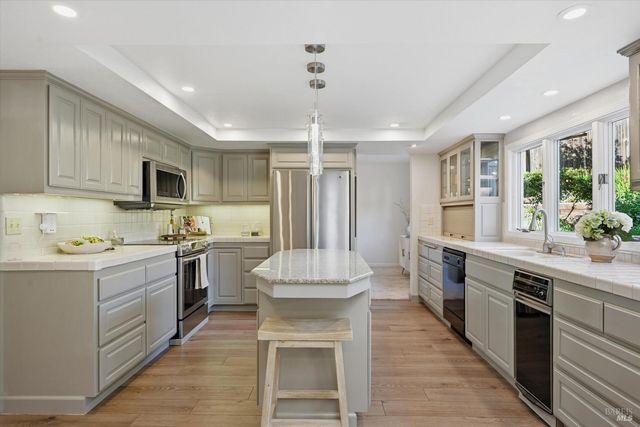 488 Casa Verde Cir, Petaluma, CA 94954