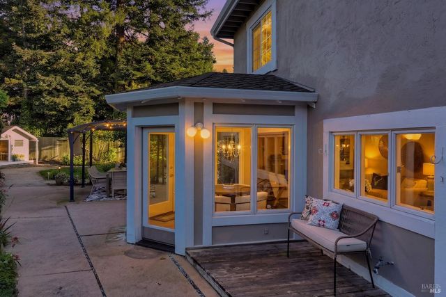 488 Casa Verde Cir, Petaluma, CA 94954