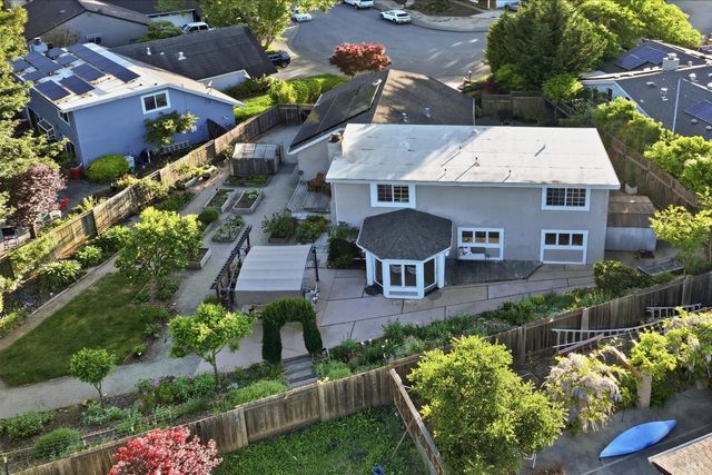 488 Casa Verde Cir, Petaluma, CA 94954