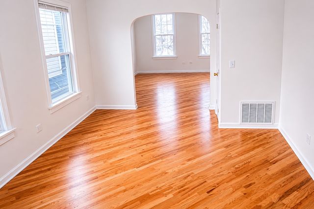 1851 N Fairfield Avenue, Chicago, IL 60647