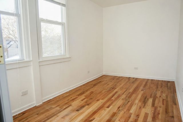 1851 N Fairfield Avenue, Chicago, IL 60647