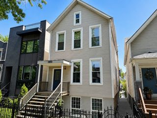 1851 N Fairfield Avenue, Chicago, IL 60647