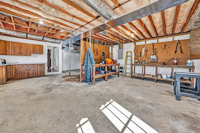 4437 Daugherty RD, Salem, VA 24153