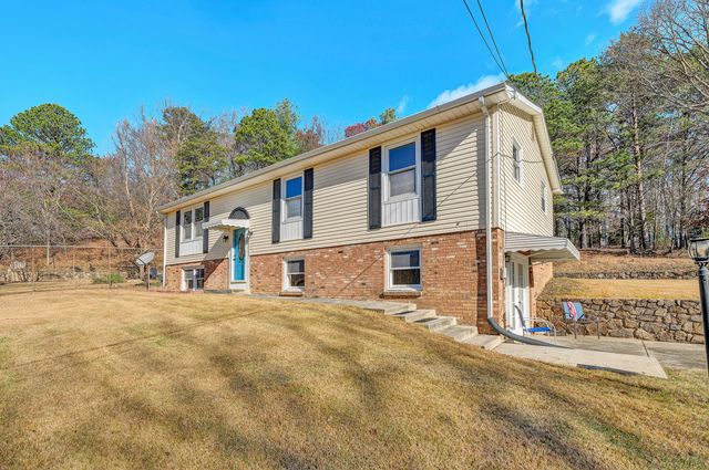 4437 Daugherty RD, Salem, VA 24153