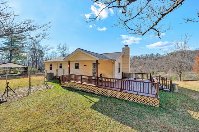 4437 Daugherty RD, Salem, VA 24153