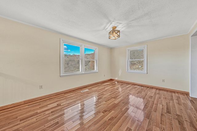 4437 Daugherty RD, Salem, VA 24153