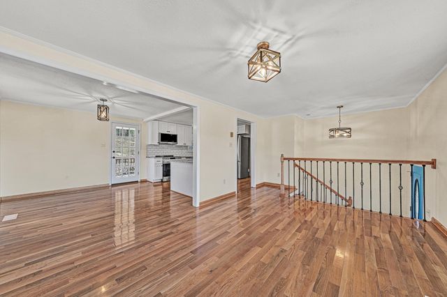 4437 Daugherty RD, Salem, VA 24153