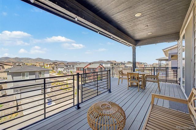 8709 Middle Fork Street, Littleton, CO 80125