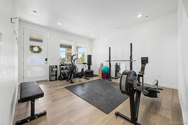 8709 Middle Fork Street, Littleton, CO 80125