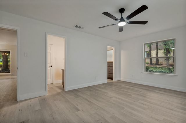 2117 Franklin Drive, Arlington, TX 76011