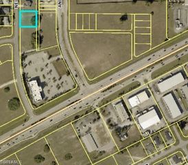 503 NE 7th PL, Cape Coral, FL 33909